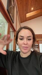 Jackie Dieker's Instagram, Twitter & Facebook