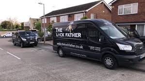 Locksmith streatham, change locks on front and back doors, page security locksmith streatham. Locksmith Purfleet The Lock Father