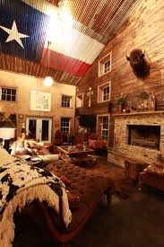 For My Texas Friends Who Love Rustic There Isn T A Spot Anyplace Else In The Us Where Residents Would Paint Their State Rustic House Ranch House Texas Decor