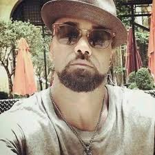 Let's fall in love again and do it right this time ❤️. Send me a Hi if you  see this