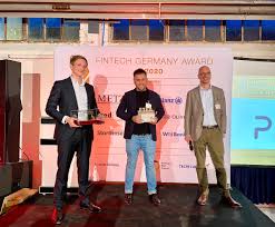 Versehentliche überweisungen und millionenschwere fehltransaktionen: Borsen Zeitung A Twitter Der Fintechgermanyaward 2020 In Der Kategorie Later Geht An Die Online Kmu Bank Penta Igor Kuschnir Und Lukas Zorner Nehmen Den Preis Von Florian Reul Von Linklatersllp Entgegen Getpenta Fintechgermany Techfluence Eu