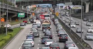 You might be experiencing some traffic inconvenieces this sunday due to the upcoming standard chartered kl marathon 2017. Lane Closure Left Lane Of Federal Highway From Kl To Pj To Close For 15 Days Malay Mail Federal Highway