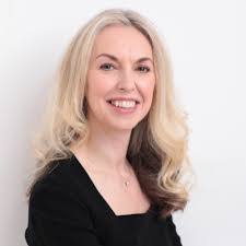 Hazel Groves's Instagram, Twitter & Facebook