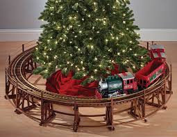 There is nothing more fun that trains and christmas. Manhattan Railway Christmas Tree Train Trestle Set