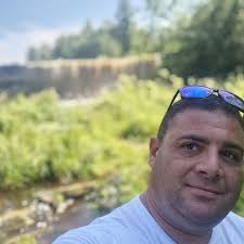 Lil Malta tal-Maltin nawgura Viva Jum l-Indipendenza, nispera Qed natu Kas  dan l-Jum wisq importanti izjed mil-Hakem tal-Barrani li kelna ghax nibqa  mistageb bil-mentalita ta dan l-Pajjiz. Mietet Regina Inglizi u biex