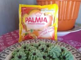It's similar to a sponge and it's your typical torte cake that you&. Resep Camilan Cake Biskuit Kukus Palmia I Margarin Serbaguna I Temukan Resep Masakan Cemilan