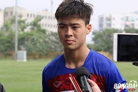 Cùng chung nhận định, bạn đọc nghikhac1311 cho rằng vấn đề của u23 việt nam năm nay đến từ cả ba tuyến: Tiá»n Vá»‡ Duy Máº¡nh Cac Cáº§u Thá»§ U23 Viá»‡t Nam ChÆ°a Thá»±c Sá»± Gáº¯n Káº¿t Bong Ä'a