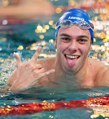 Gregorio paltrinieri, detto greg (carpi, 5 settembre 1994), è un nuotatore italiano specializzato nello stile libero, campione olimpico in carica dei 1500 m stile libero, distanza di cui detiene anche il record europeo in vasca lunga e il record mondiale in vasca corta. Europei Di Nuoto Incetta Di Medaglie E Record Mondiale Per L Italia Il Primato Nazionale