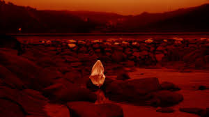 Find images of red moon. Berlinale Archive Lua Vermella Red Moon Tide