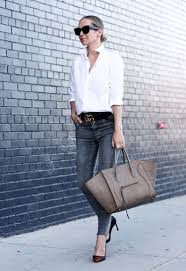 White Button Down Statement Belt Brooklyn Blonde Mode Lassige Mode Gucci Gurtel Damen
