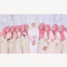 Memandangkan cik epal tanya.siapakah hyun joong.~~ (pantang bila sebut hyun joong ni.tbe2 jd excited tahap luar petala~~). Foto Cantik Perkahwinan Blogger Cik Epal Ami Jofli