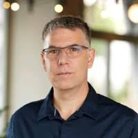 100+ "Tobias" profiles