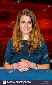 Check spelling or type a new query. 25 03 2019 Luisa Neubauer Klima Aktivist Und Geographie Student Mit Initiator Der Freitags Fur Zukunft Proteste Mitglied Von Bundnis 90 Die Grunen Im Tv Studio Bei Hart Aber Fair Im Studio Adlershof In Berlin