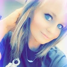 Alana Graff's Instagram, Twitter & Facebook