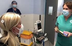 Yes, she went to stage school. 7ogbllwi605zcm