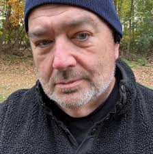 Local home window replacement options and experiences