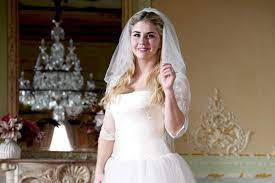 Check spelling or type a new query. Beatrice Egli Sie Zeigt Sich Im Brautkleid Gala De
