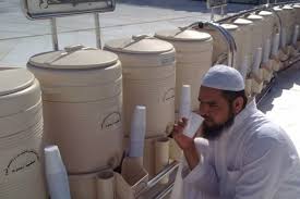 Air Zam Zam Itu Sembuhkan Tumorku Islampos