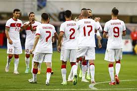 Bakan kasapoğlu, millileri yalnız bırakmadı. Turkiye 2 Moldova 0 Mac Sonucu Ntvspor Net