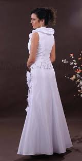 Preise vergleichen und bequem online kaufen! Modernes Taft Brautkleid Mit Kragen Fenja
