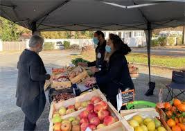 Gironde Un Nouveau Marchand De Fruits Et Legumes S Installe A Fargues Pres De Langon Le Republicain Sud Gironde
