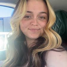 Can anyone recommend a good podiatrist?