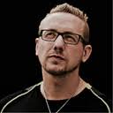 Volker Degen ... Janek Degenhard auf xing.com