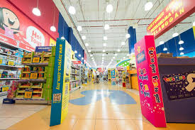 Explore singapore's largest range of toys! Toys R Us Great Eastern Mall