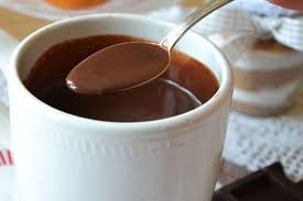 Chocolat Chaud Leger A 3 Sp Ww Plat Et Recette Recette Chocolat Chaud Recette Chocolat Chaud Maison