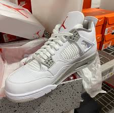 Jordan retro 4 red black and white. Air Jordan 4 Retro White Oreo Releasing In 2021 Justfreshkicks