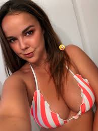 Porn Corporation on X: RT @DillionHarper: Happy titty Tuesday! 💋 cant  wait to see how many fakes will steal this photo 😆😖  t.cohUtM0qg0xv  X