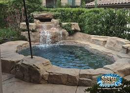 Pin By Mambosco On Schwimmteich Anlegen In 2020 Splash Pool Small Pool Design Pools For Small Yards