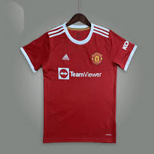 Very few changes were made to the kit until 1922 when the club adopted white shirts bearing a deep red v around the neck, similar to the shirt worn in the 1909 fa cup final. Man Utd 21 22 Home Top M K Football Kits