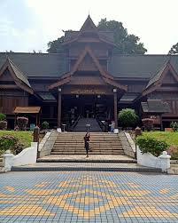 Its a lot of culture that we can see but i dont have much time to explore.over all is ok. Alma Dhea Vibes In Melaka Istana Kesultanan Melayu Facebook