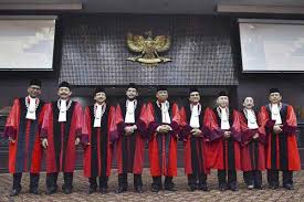 Selasa, 08 september 2020 14:58. Jokowi Sebut Mahkamah Konstitusi Pijar Negara Kabar24 Bisnis Com