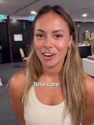 Lauren Brower's Instagram, Twitter & Facebook