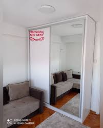 Bavi se proizvodnjom fotelja, dvoseda, troseda. E7y2sdreu4stqm