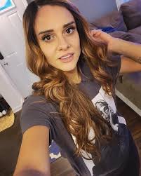 Linsay Gould (@linsayofficial) · Detroit, MI