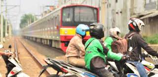 Check spelling or type a new query. Ratusan Perlintasan Ka Tanah Abang Merak Tercatat Ilegal Rmolbanten Com