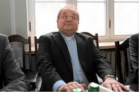 Chodzi o finansowanie fundacji lux veritatis. Imperator Polityk Ojciec Jeden Czlowiek Trzy Twarze Kim Naprawde Jest Tadeusz Rydzyk Natemat Pl
