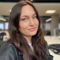 2100+ profils pour “Loock”