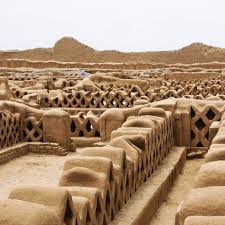 Peru's 'Moche Route': Mummies, pyramids, an adobe city and a stop in Trujillo | Travel | EL PAÍS English
