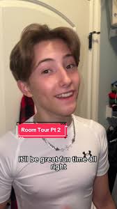 Replying to @💪🇩🇪💪 did you hear something in the closet??😱😱#funny #fyp  #sharpefamilysingers