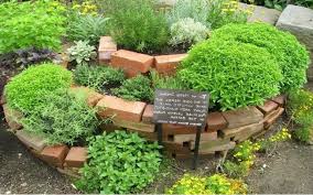 8 Brilliant Diy Garden Decor Ideas With Old Bricks Herb Garden Design Spiral Garden Indoor Herb Garden
