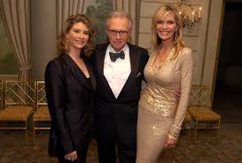 Still married to his wife shawn king? How Many Children Does Larry King Have