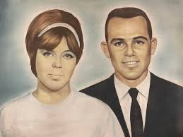 What talented people there are out there, I'm absolutely stunned by some of  the results, they're fantastic. I have an old family photo that isn't the  best of photos but it's got