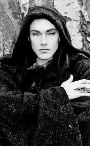 Pin By V Boneta On People Long Hair Styles Men Goth Guys Long Black Hair