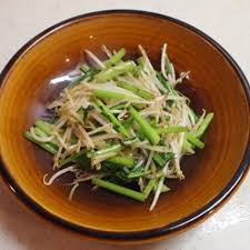 節約料理 カブの葉ともやしのオイスター炒め レシピ 作り方 By ろみっしゅ 楽天レシピ