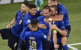 Voorspel de achtste finales via voetbalgokken.nl! Swingend Italie Geeft Opnieuw Signaal Af Met Klinkende Zege Op Zwitserland Euro 2020 Ad Nl