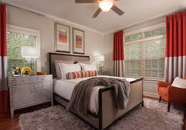 Deep reds, rich navy blues, charcoal grays, chocolate browns, and striking black shades are all perfect choices for a bedroom design scheme.and if the rest of your home is awash in vivid hues or soft neutrals, it can feel soothing to enter a bedroom that's designed around a dark color palette. Choosing The Perfect Light Or Dark Bedroom Decorating Den